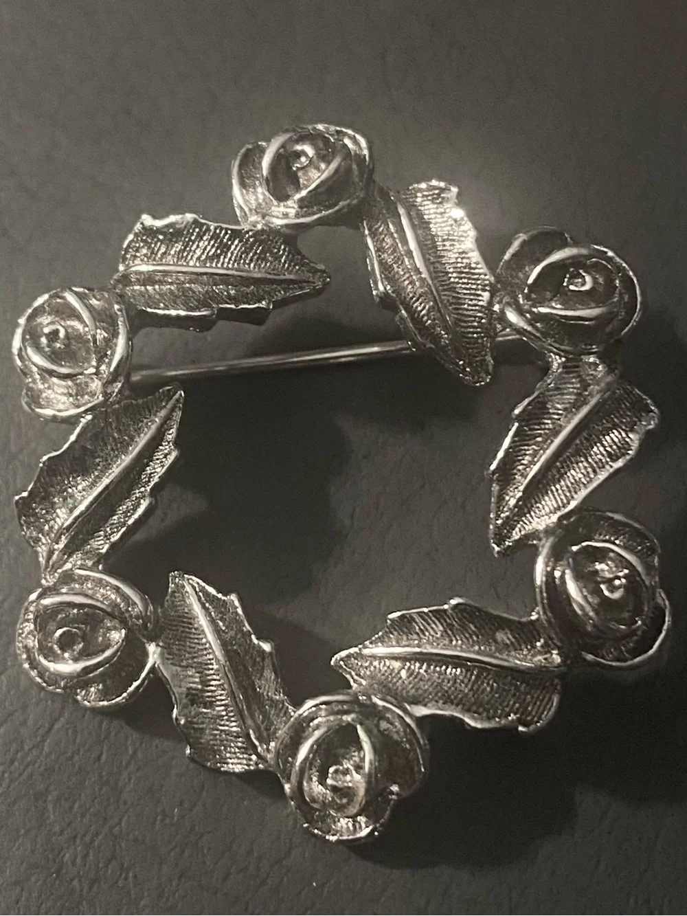 2 Vintage Brooch Sarah Coventry Antique Rose wreath & Modernist Mesh Wreath